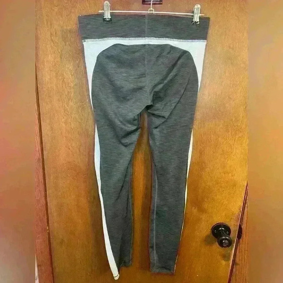 Under Armour women fleece lined leggings - Picture 2 of 2